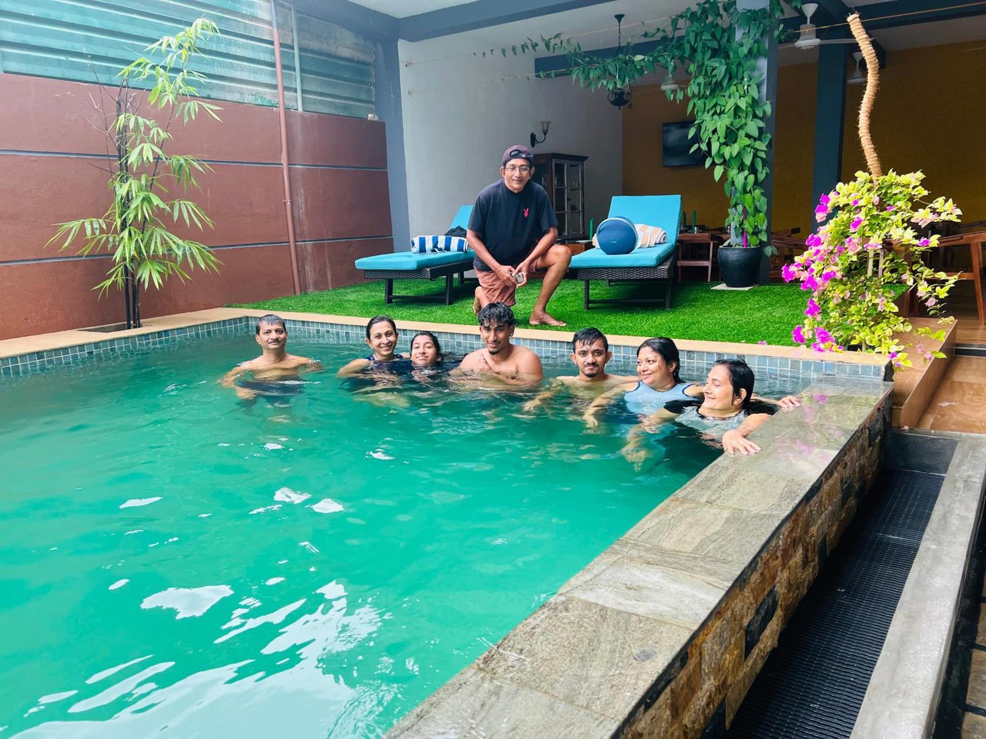 Mama'S Boutique Beach Hotel Negombo Exteriör bild